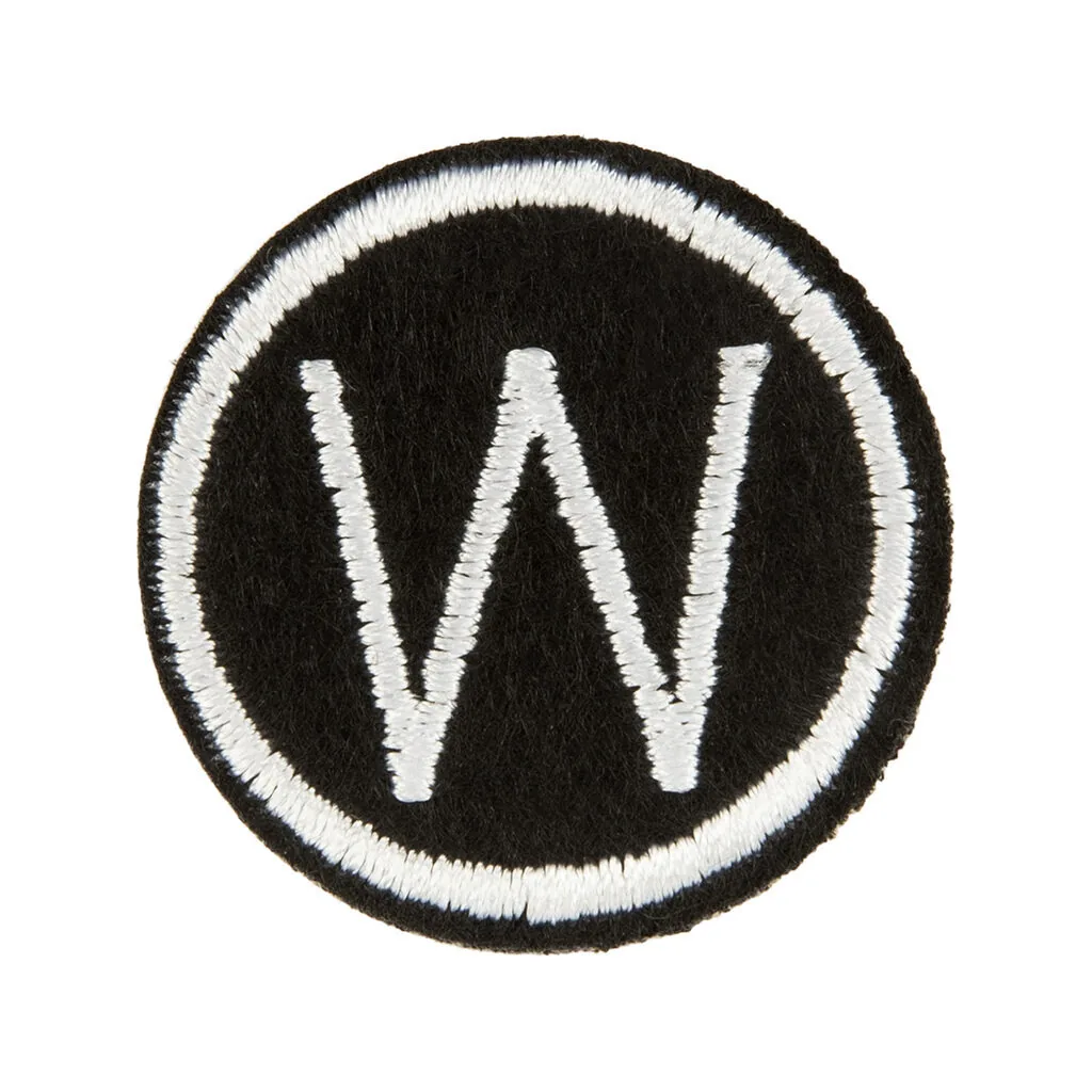 Термоаппликация 3*3см "W"